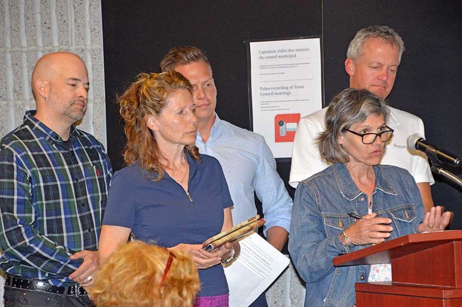 Des Vignobles St. in Rosemère seriously needs fixing, say residents