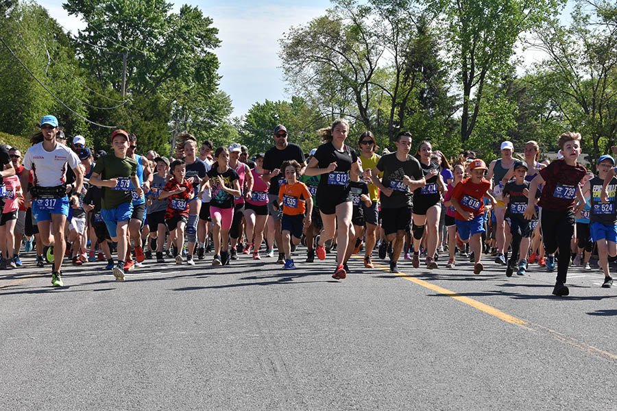 ‘Rosemère en Santé’ foot race draws a large crowd